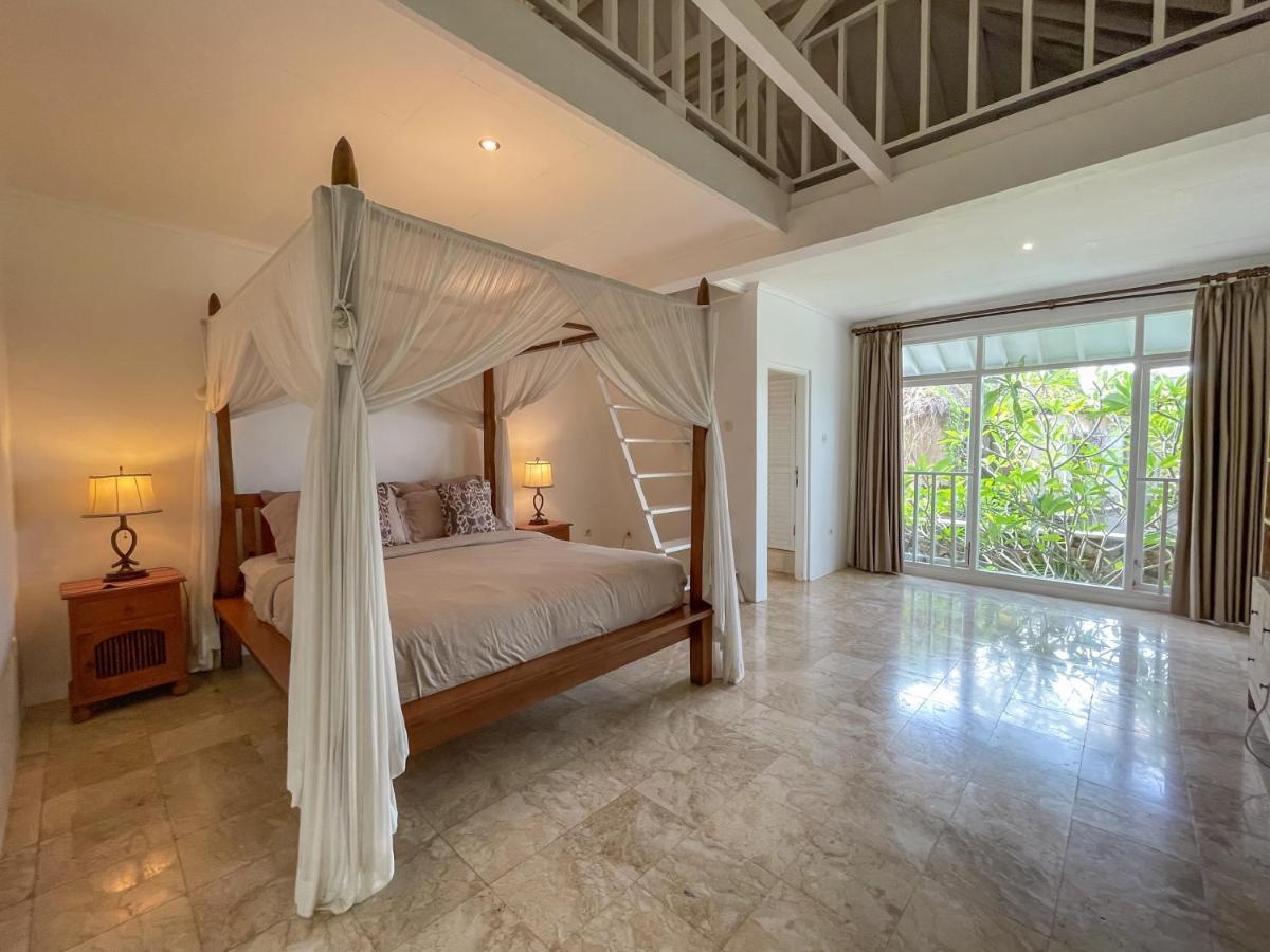 Beach House Canggu - 150M Berawa Beach Exterior foto